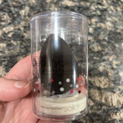 NEW BEAUTYBLENDER PRO WITH BEAUTYCLEANSER SOLID $10!!