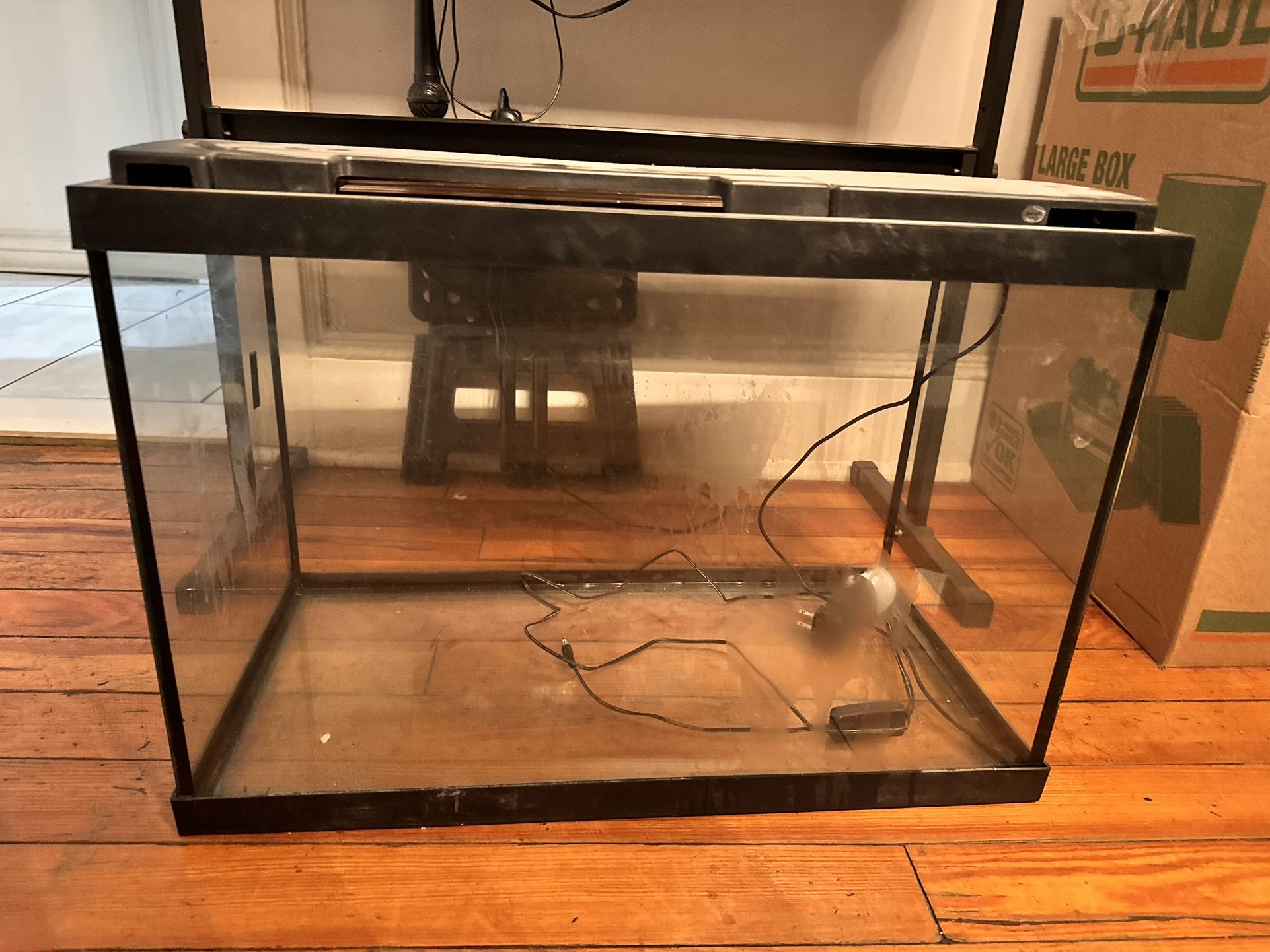 10Gallon Tank W Pump Hose Filter Equipment 30$