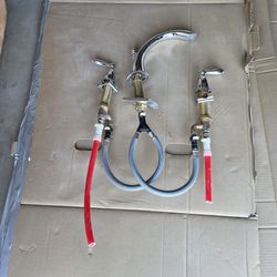 Bathtub 🛀 faucet