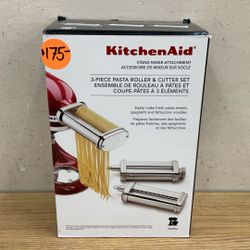 KITCHEN AID STAND MIXER ATTACHMENT 3-PIECE PASTA ROLLER & CUTTER SET.