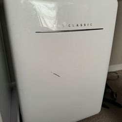 Mini Classic Refrigerator