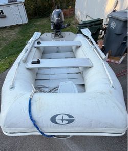 Inflatable Dinghy with 2.5HP Outboard Motor