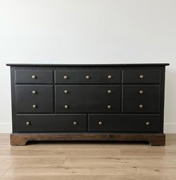 Beautiful Large Modern Dresser ✨