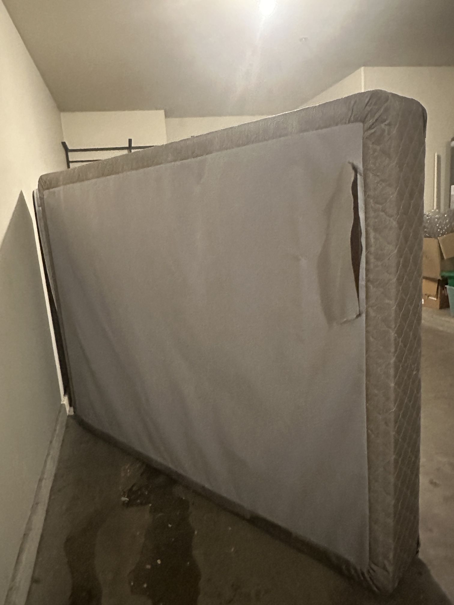 Box Spring - Queen