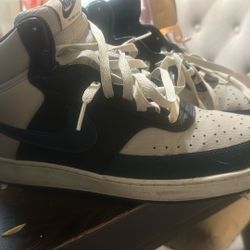 nike court vision size 11.5 de holbre en buenas  condiciones 