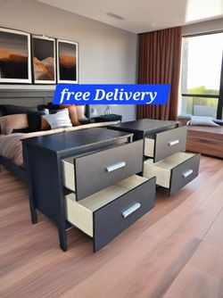2 Nightstands