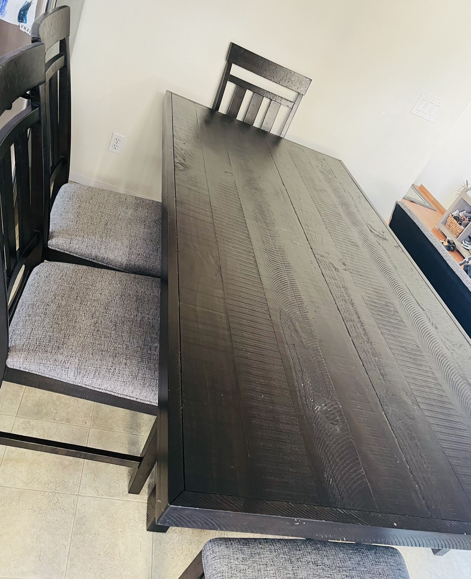 Dining table, Seats 6, Brown Real Wood