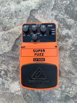 Behringer super fuzz