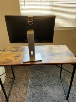 Dell Monitor + Desk/Table  Dell con escritorio/mesa