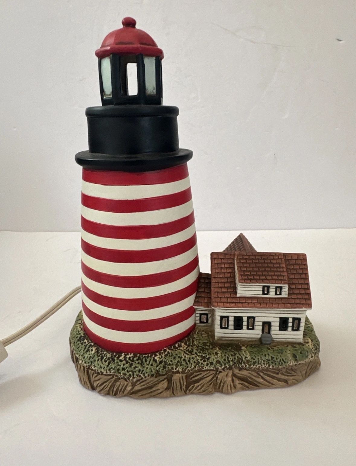 Vtg 1991 Geo Z. Lefton 1808 West Quoddy Head Lighthouse Maine Lighted Lamp