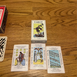 Tarot deck