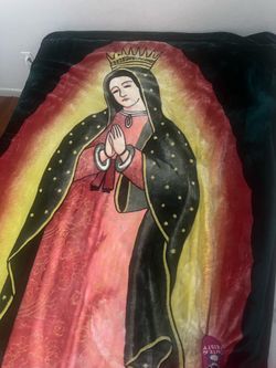 Queen size blanket.
