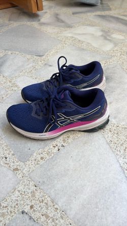 Asics GT-1000