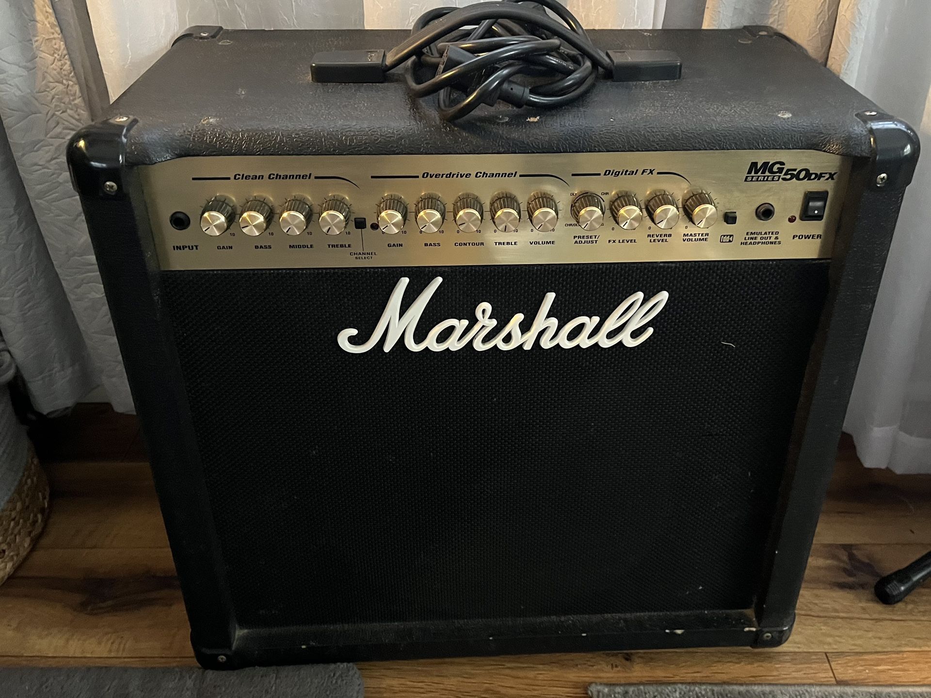 Marshall MG-50 Amp