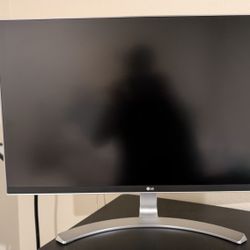 Monitor 27 Inches