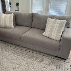 Maggie Sofa And Love Seat 