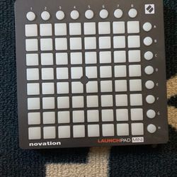 Novation Launchpad mini 