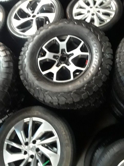 Jeep Wrangler Rims SRT Wheels Grand Cherokee Overland Limited Compass Sahara Rubicon Jk Commander