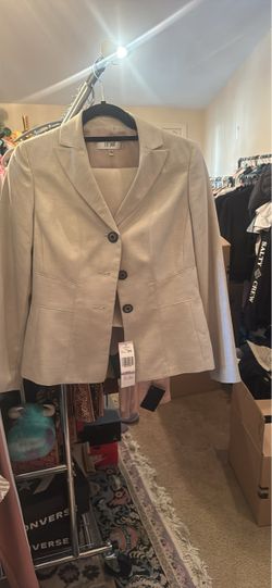 Women’s size 6 skirt suit set