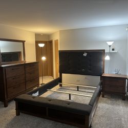 Signature Design by Ashley Bedroom Set + Tempur-Pedic Mattress – Excellent Condition!