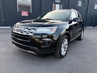 2019 Ford Explorer SUV in Black