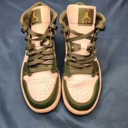 Air Jordan 1 Mid GS Sonics