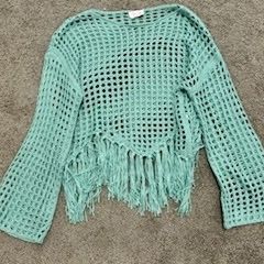 Women's Fringe Sweater Size Medium