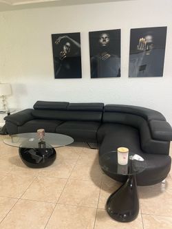 Sofa y mesitas