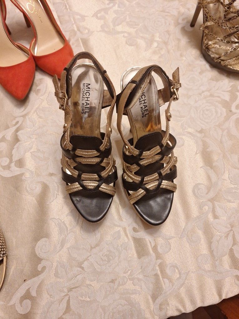 Michael KORS GOLDEN BLACK STILLETOS