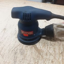 Ryobi RS2418  5in. Random Orbit Sander