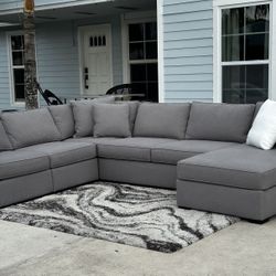 Custom Grey Sectional Sofa - Delivery Included 🛻