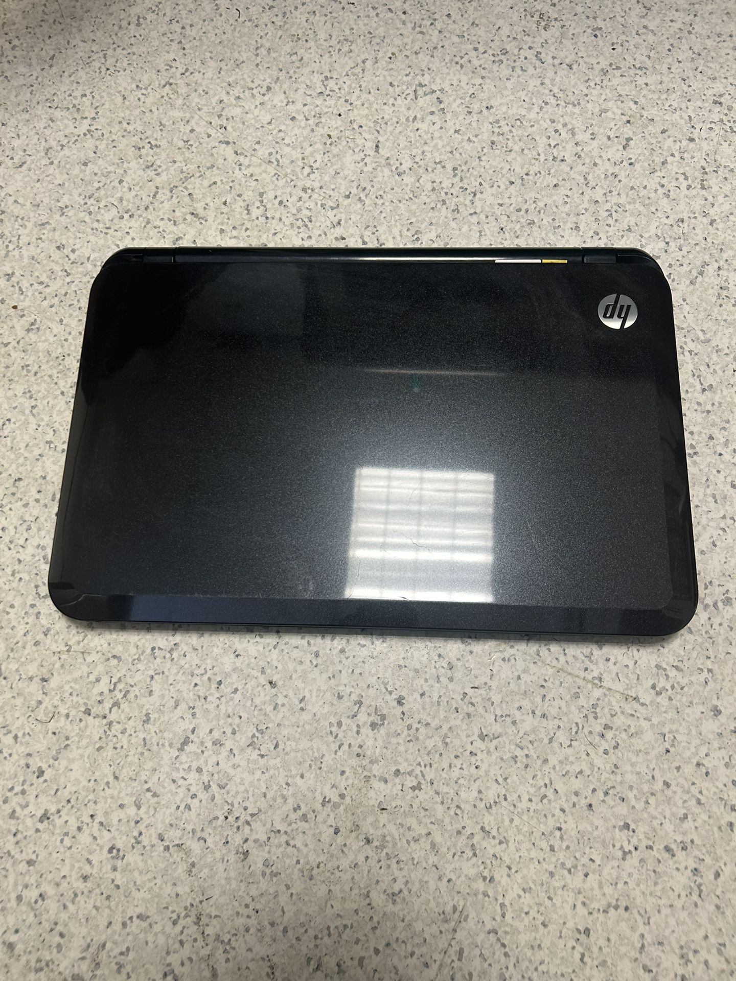 Hp 15 Skeekbook Laptop Windows 10 Needs New Battery 