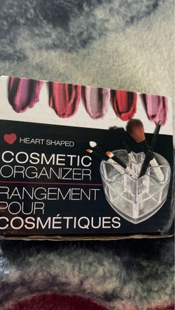 Heart shaped cosmetic organizer