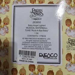 Precious Moments Musical Waterball