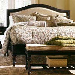 Havertys Copley Square King Bed