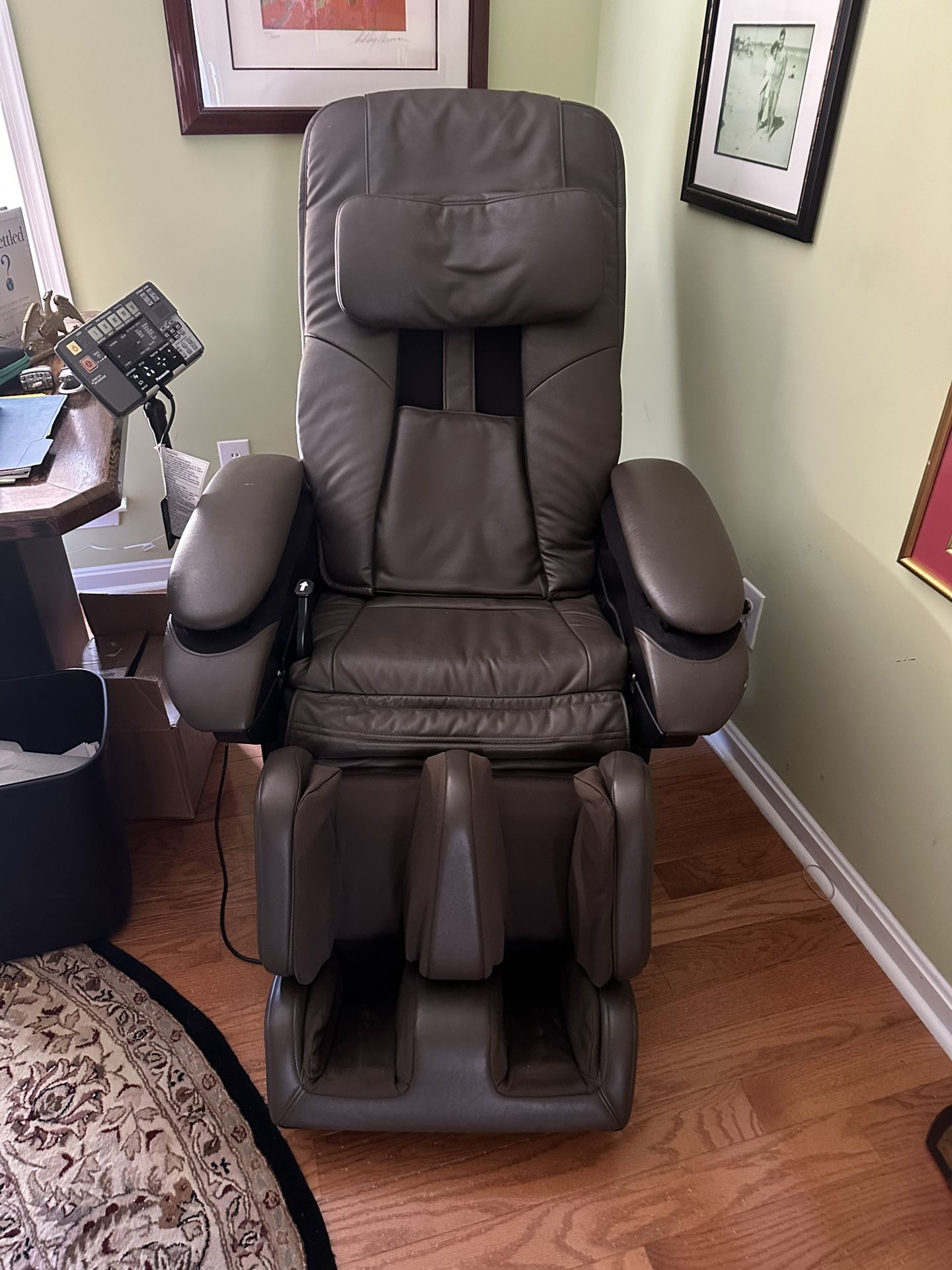 PANASONIC PRO ULTRA MASSAGE CHAIR, EP30005