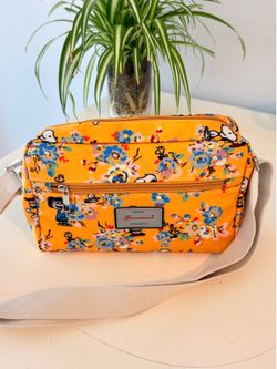 Peanuts Gang Cross Body