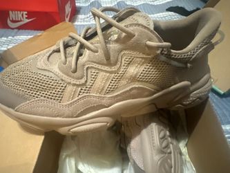 Adidas OZWEEGO
