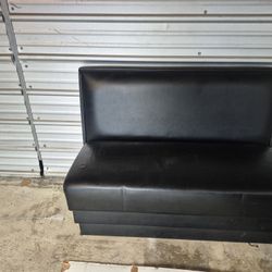 Set Of 2 Black Benches 