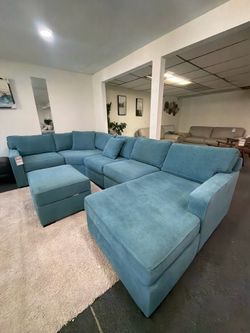 5Pc Sapphire Blue Radley Fabric Sectional w/ Chaise