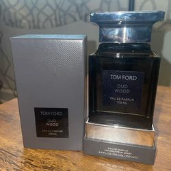Tom ford oud wood 100ml