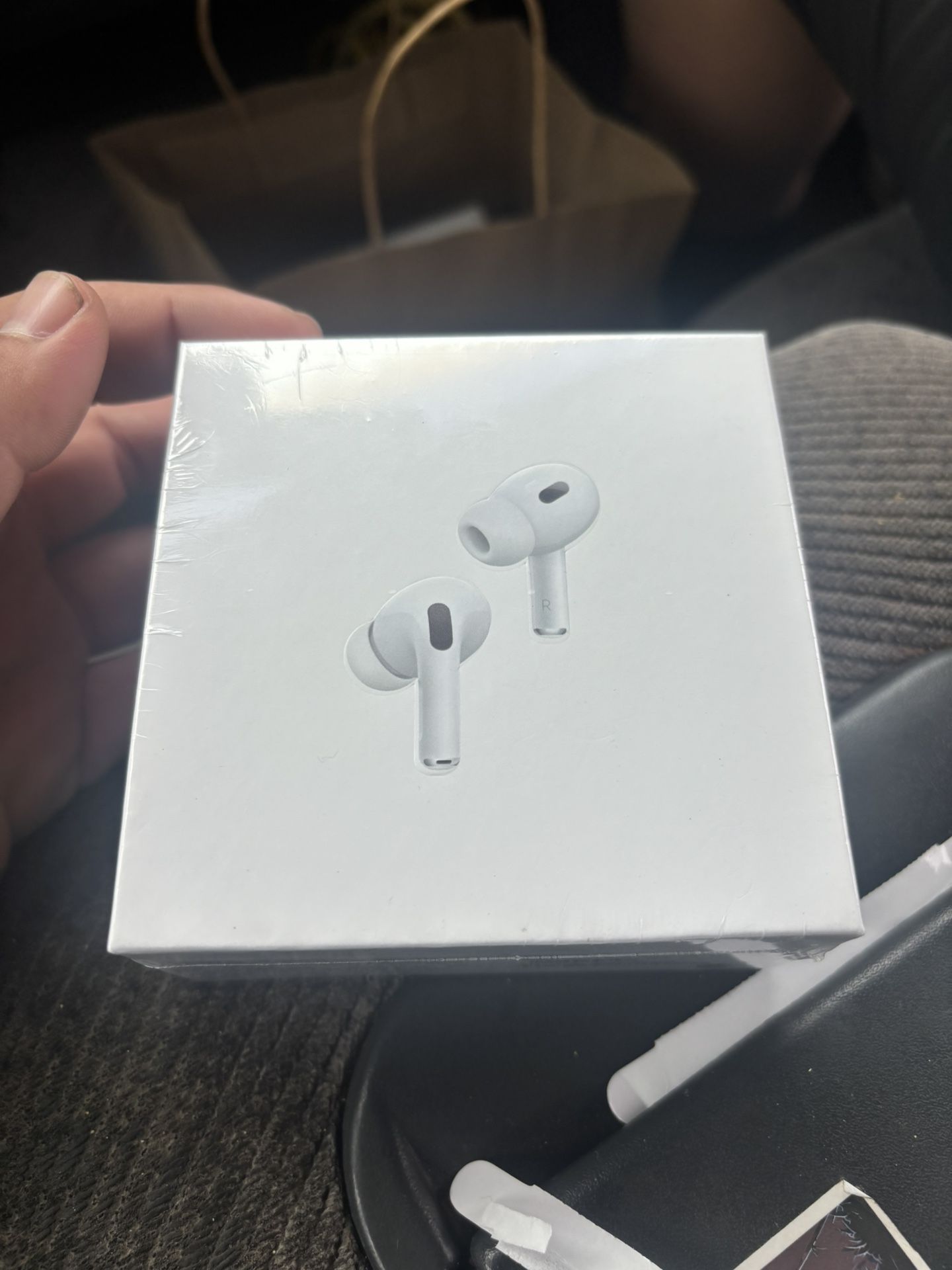 AirPods