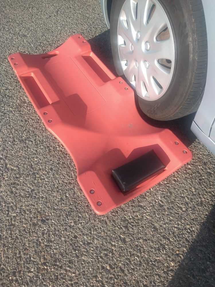 6 Wheel Creeper New