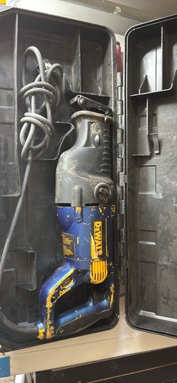 Reciprocating saw