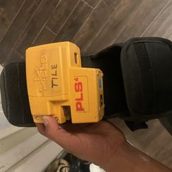 Pacific Laser Systems PLS4 laser level