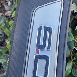 Ford Coyote Motor Mustang Engine Cover new 