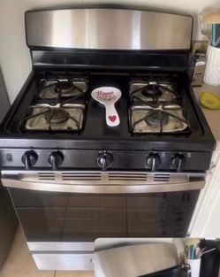 gas stove/oven and washer each $175