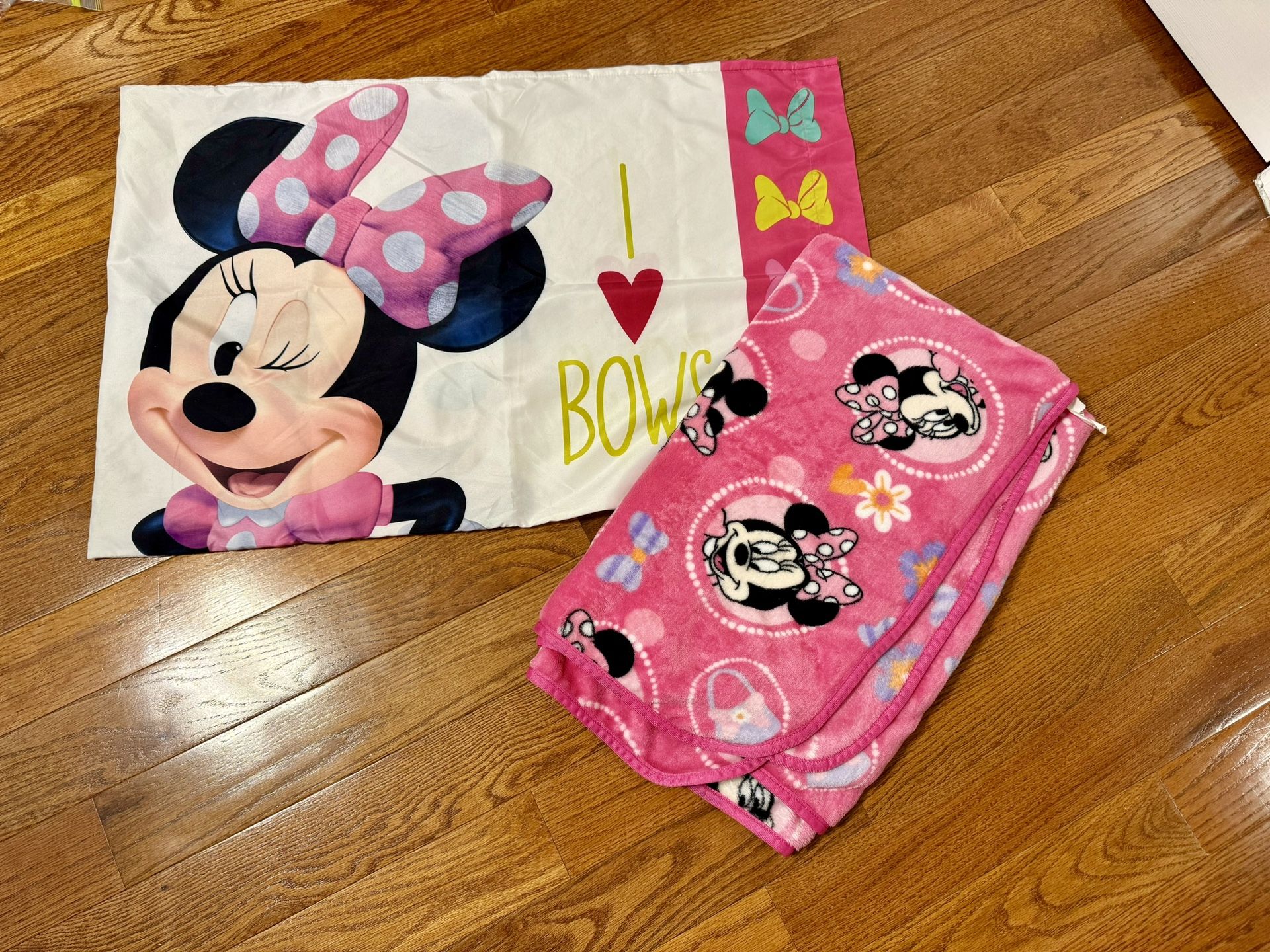 Minnie Mouse Toddler Kids Bed Size Fleece Throw Blanket And Pillowcase $5 Firm
