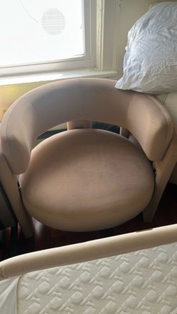 2 Chairs for living room- comfortable sturdy brown color.