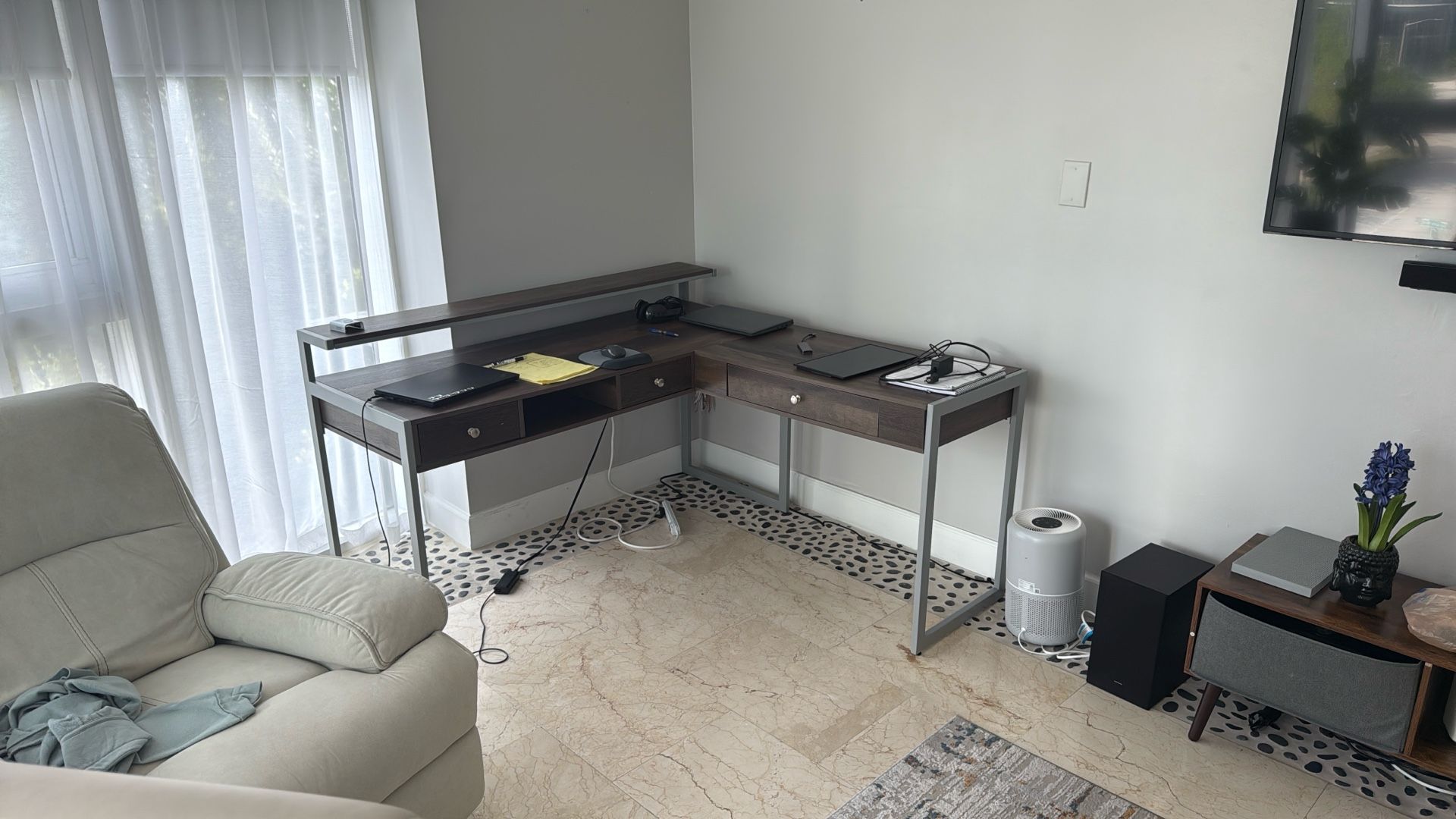 Computer Table Corner 